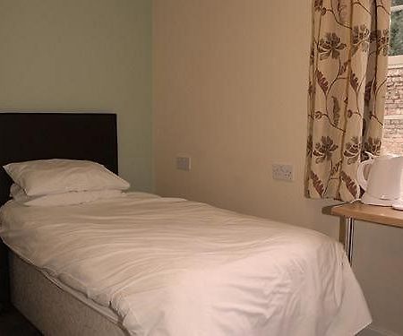 Отель The Downe Arms Snaith Экстерьер фото