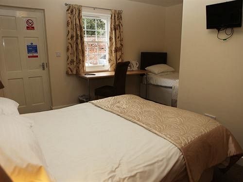 Отель The Downe Arms Snaith Экстерьер фото