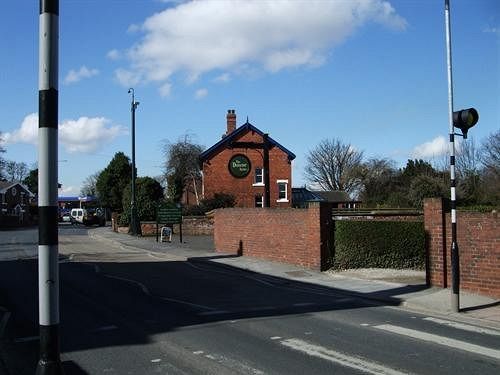 Отель The Downe Arms Snaith Экстерьер фото